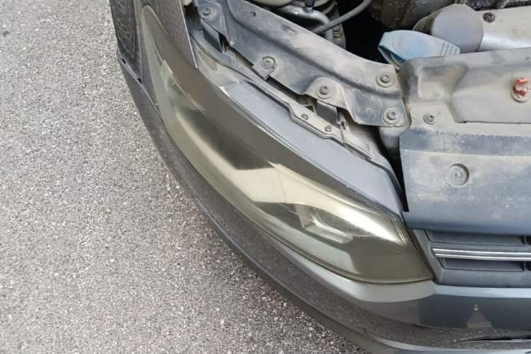 Used Volkswagen Polo 2013 1.6L Automatic Comfort Edition Right Front Headlight