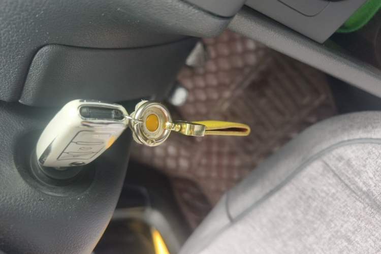Used Volkswagen Polo 2013 1.4L Manual Fashion Edition Vehicle Key
