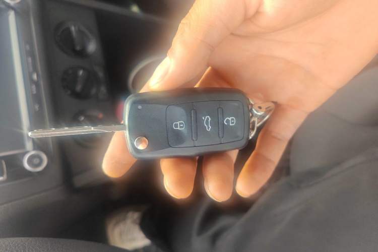 Used Volkswagen Polo 2013 1.4L Manual Fashion Edition Vehicle Key