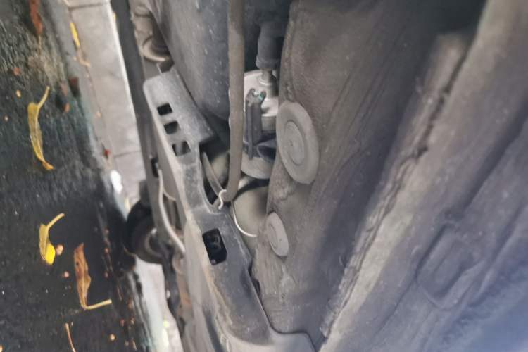 Used Volkswagen Polo 2013 1.6L Automatic Luxury Edition Chassis Rear Right
