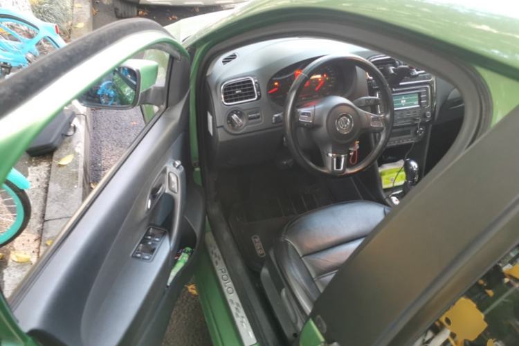 Used Volkswagen Polo 2013 1.6L Automatic Luxury Edition Driver Seat