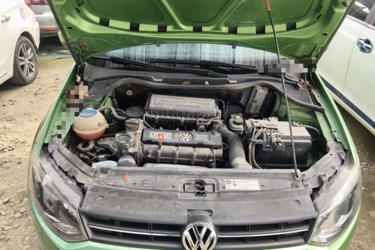 Used Volkswagen Polo 2013 1.4L Manual Fashion Edition Engine Bay