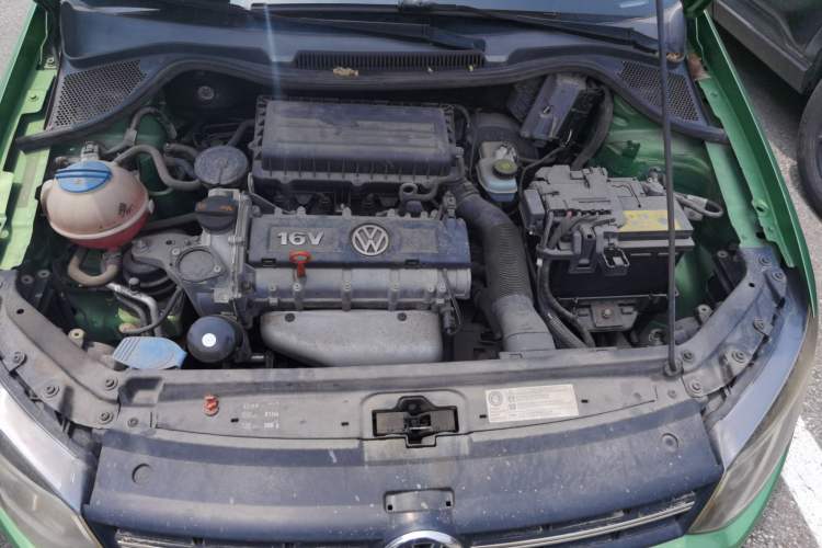 Used Volkswagen Polo 2013 1.4L Manual Comfort Edition Engine Bay