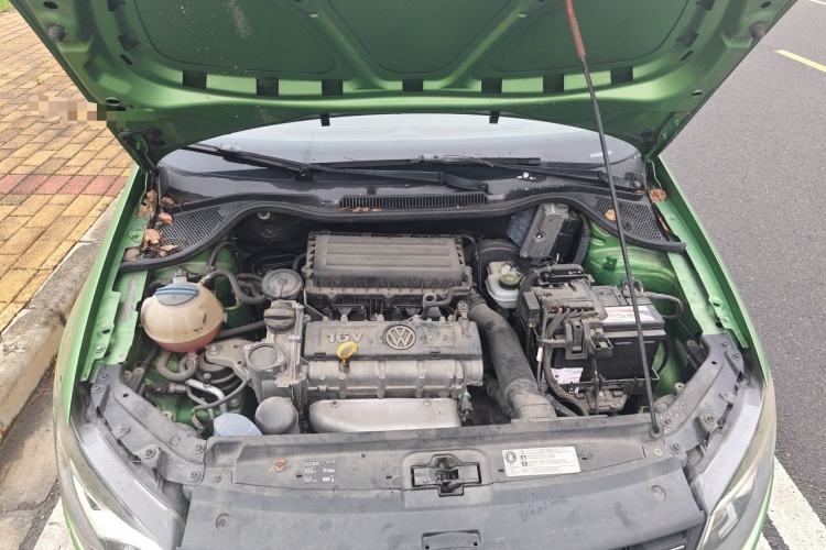 Used Volkswagen Polo 2013 1.6L Automatic Comfort Edition Engine Bay