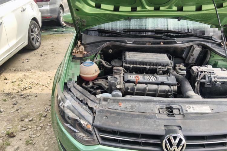 Used Volkswagen Polo 2013 1.4L Manual Fashion Edition Engine Bay Right