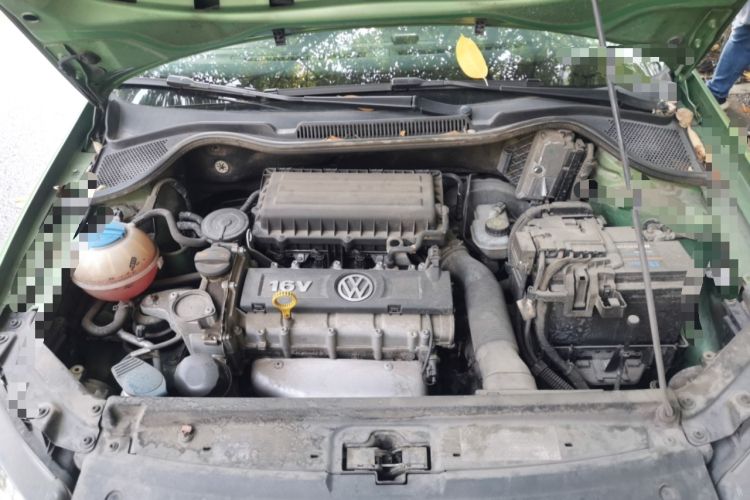 Used Volkswagen Polo 2013 1.6L Automatic Luxury Edition Engine Bay