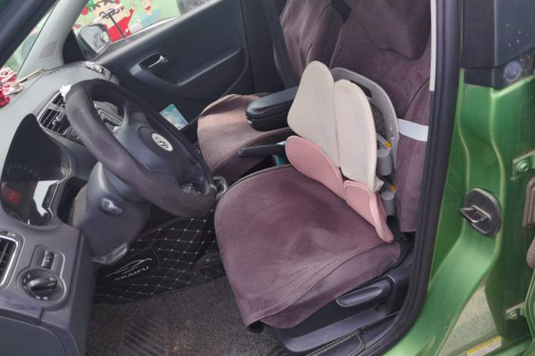 Used Volkswagen Polo 2013 1.4L Manual Comfort Edition Left Front Seat