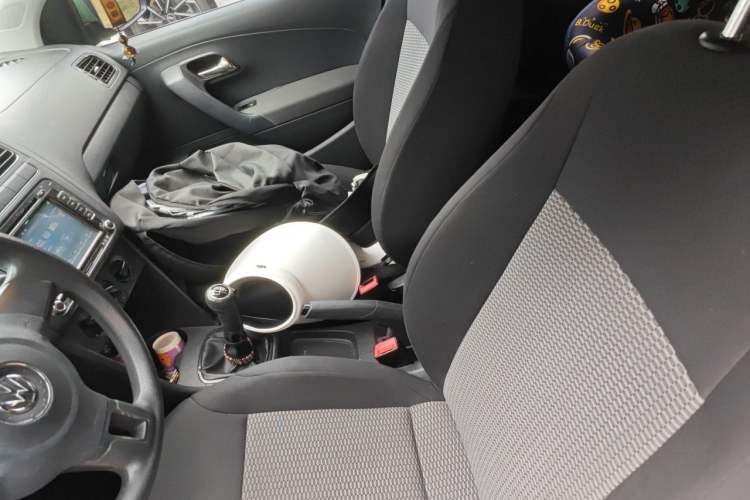 Used Volkswagen Polo 2013 1.4L Manual Fashion Edition Left Front Seat