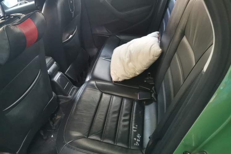 Used Volkswagen Polo 2013 1.6L Automatic Luxury Edition Left Rear Seat