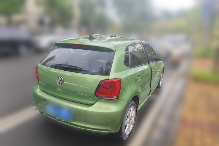 Used Volkswagen Polo 2013 1.6L Automatic Comfort Edition Rear Right 45 Deg