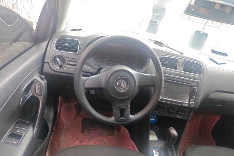Used Volkswagen Polo 2013 1.6L Automatic Comfort Edition Steering Wheel