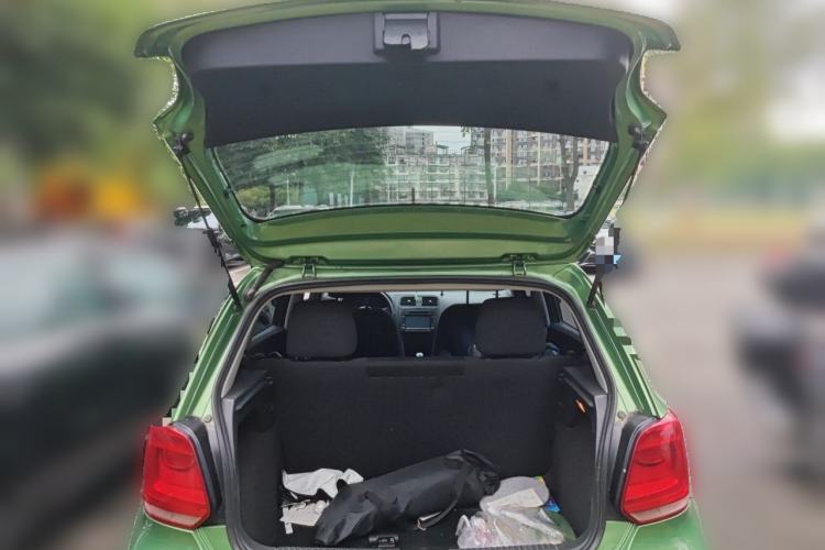 Used Volkswagen Polo 2013 1.4L Manual Fashion Edition Trunk