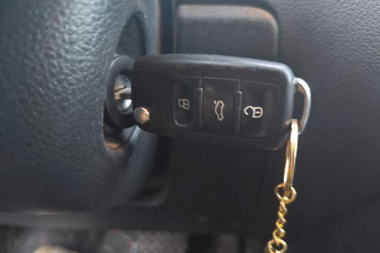 Used Volkswagen Polo 2013 1.4L Automatic Luxury Edition Vehicle Key