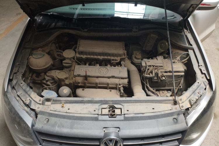 Used Volkswagen Polo 2013 1.4L Manual Fashion Edition Engine Bay