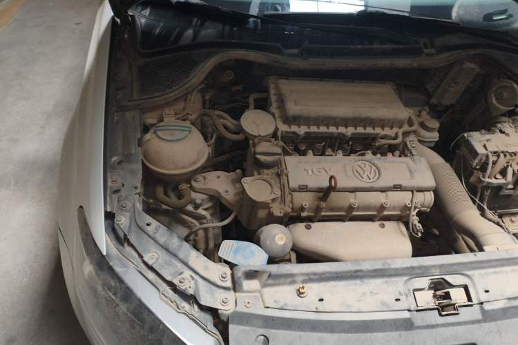 Used Volkswagen Polo 2013 1.4L Manual Fashion Edition Engine Bay Right