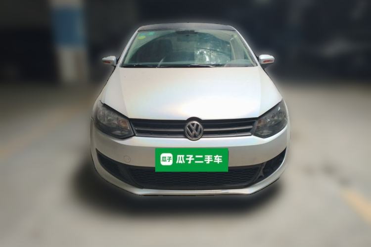 Used Volkswagen Polo 2013 1.4L Manual Fashion Edition Front