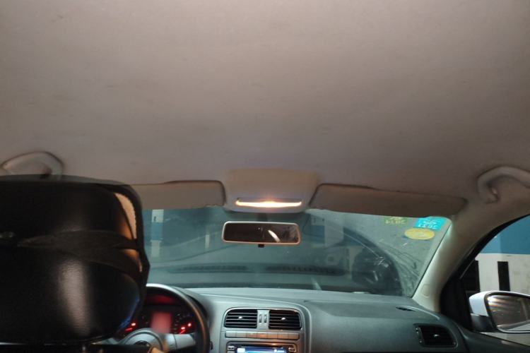 Used Volkswagen Polo 2013 1.4L Manual Fashion Edition Headliner