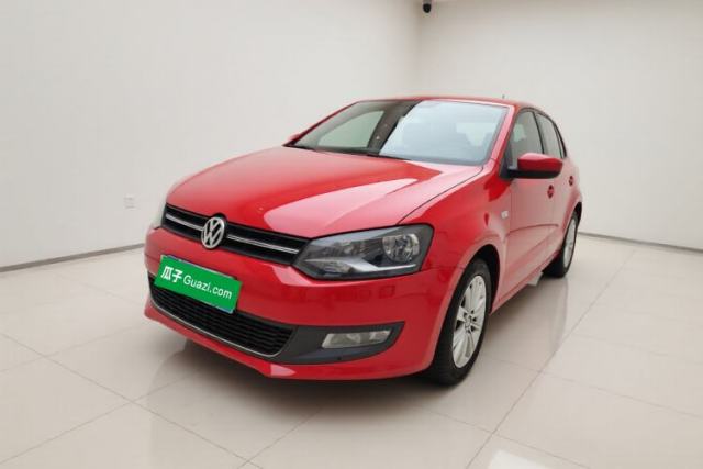 Ojetý Volkswagen Polo 2013 1.6L Automatic Luxury Edition