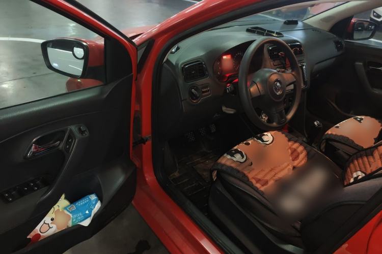 Used Volkswagen Polo 2013 1.4L Manual Fashion Edition Driver Seat