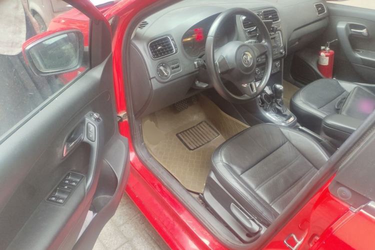 Used Volkswagen Polo 2013 1.4L Automatic Luxury Edition Driver Seat