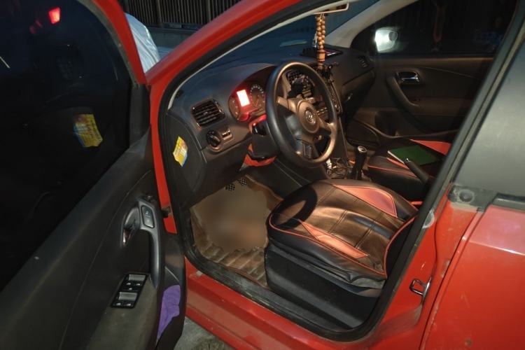 Used Volkswagen Polo 2013 1.4L Manual Fashion Edition Driver Seat