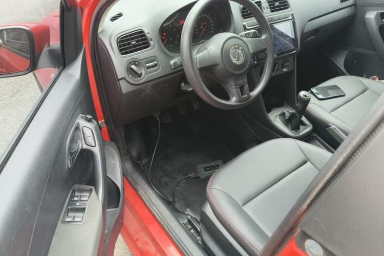 Used Volkswagen Polo 2013 1.4L Manual Fashion Edition Driver Seat