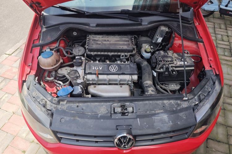 Used Volkswagen Polo 2013 1.4L Manual Fashion Edition Engine Bay