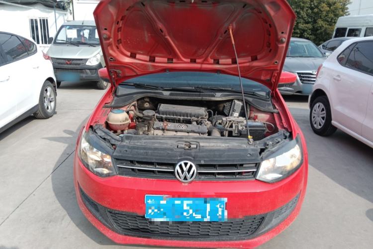 Used Volkswagen Polo 2013 1.4L Manual Fashion Edition Engine Bay