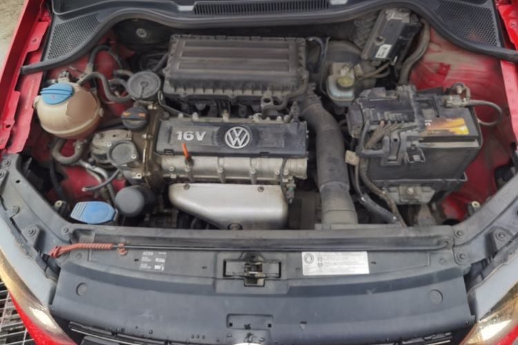 Used Volkswagen Polo 2013 1.4L Manual Fashion Edition Engine Bay