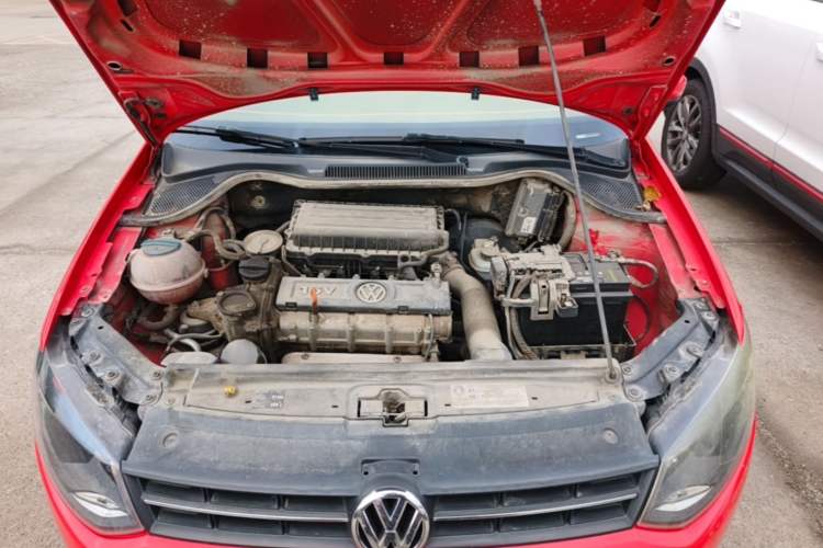 Used Volkswagen Polo 2013 1.4L Manual Fashion Edition Engine Bay