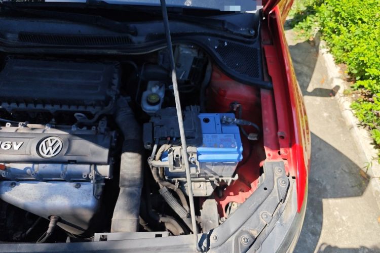 Used Volkswagen Polo 2013 1.4L Manual Fashion Edition Engine Bay Left