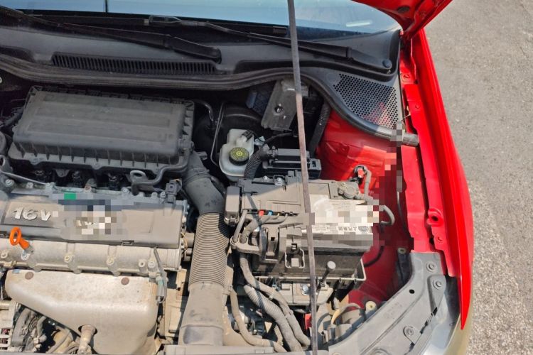 Used Volkswagen Polo 2013 1.4L Automatic Comfort Edition Engine Bay Left