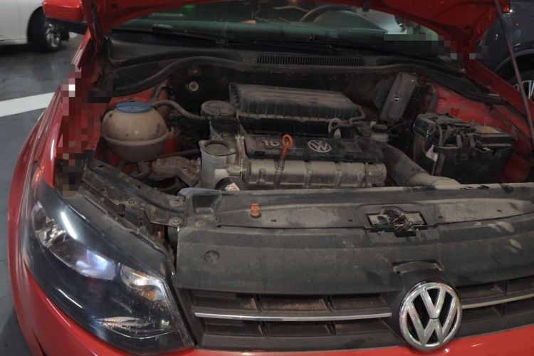 Used Volkswagen Polo 2013 1.4L Manual Fashion Edition Engine Bay Right