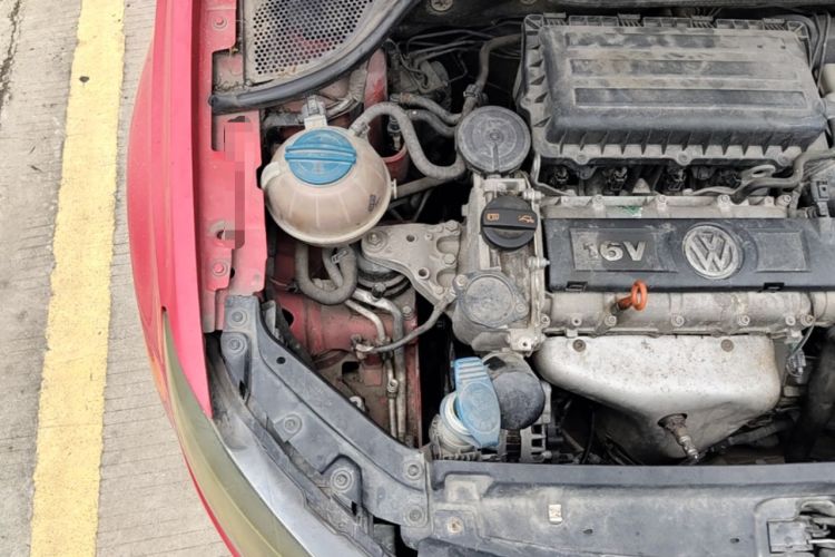 Used Volkswagen Polo 2013 1.4L Manual Fashion Edition Engine Bay Right