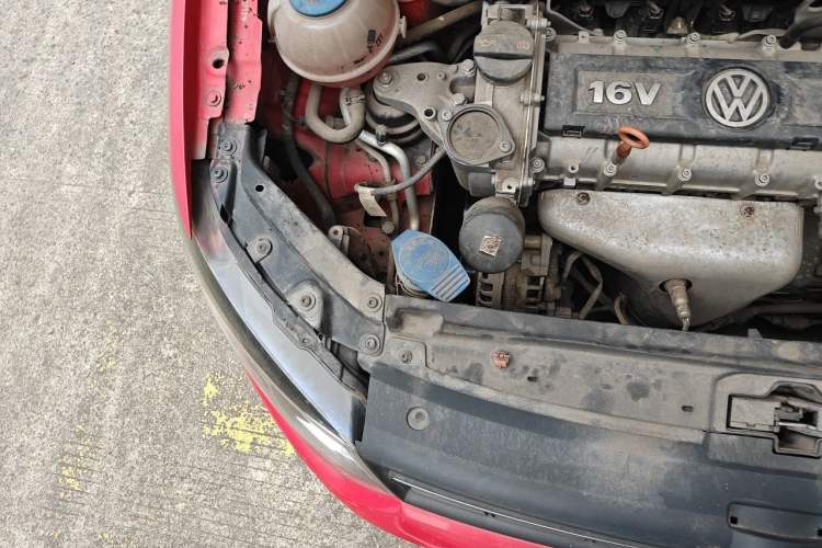 Used Volkswagen Polo 2013 1.4L Manual Fashion Edition Engine Bay Right