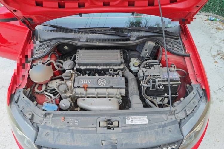 Used Volkswagen Polo 2013 1.4L Automatic Comfort Edition Engine Bay