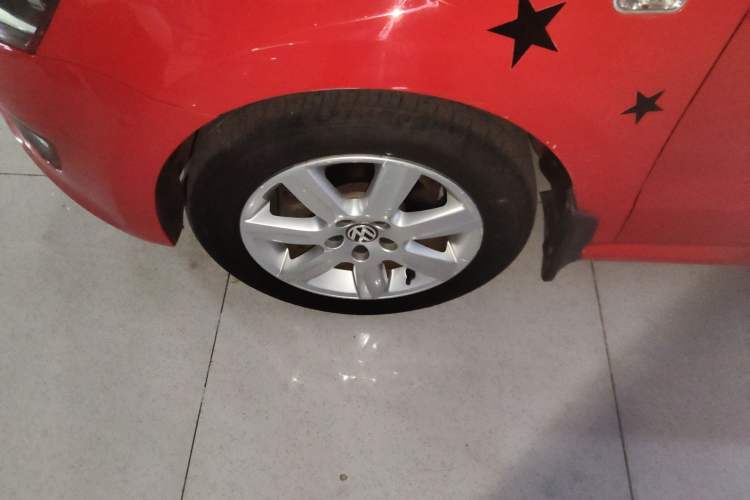 Used Volkswagen Polo 2013 1.6L Automatic Comfort Edition Exterior 3