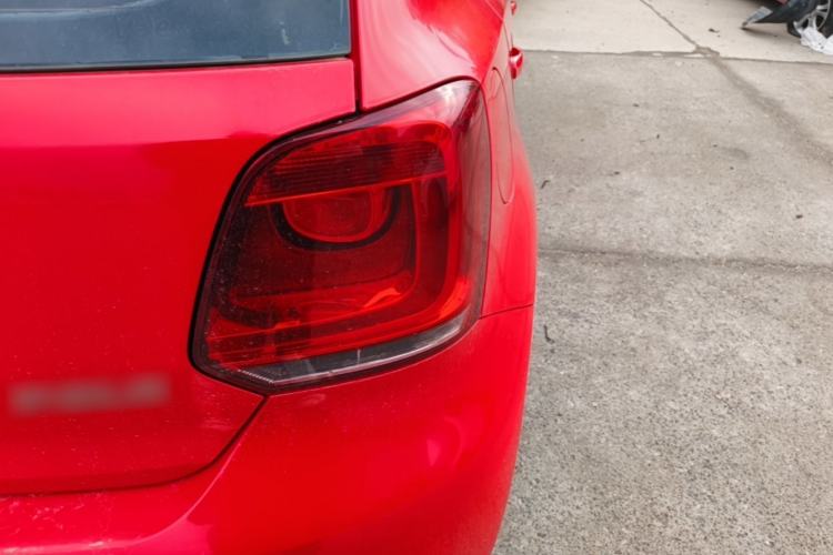 Used Volkswagen Polo 2013 1.4L Manual Fashion Edition Exterior 3