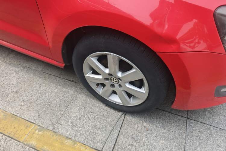 Used Volkswagen Polo 2013 1.4L Automatic Comfort Edition Exterior 7