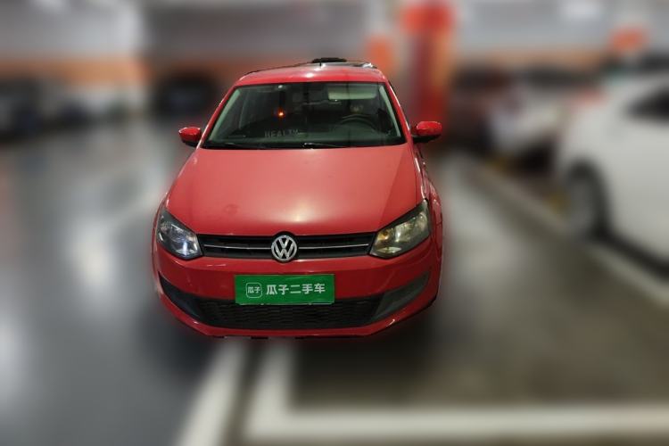Used Volkswagen Polo 2013 1.4L Manual Fashion Edition Front