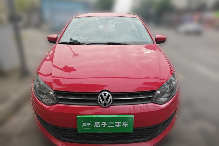 Used Volkswagen Polo 2013 1.4L Manual Fashion Edition Front