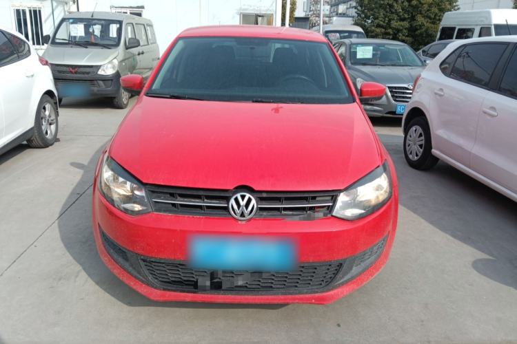 Used Volkswagen Polo 2013 1.4L Manual Fashion Edition Front