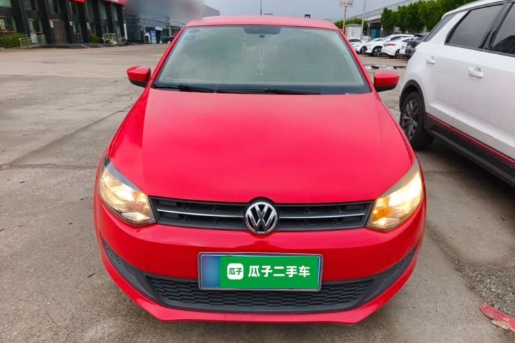 Used Volkswagen Polo 2013 1.4L Manual Fashion Edition Front