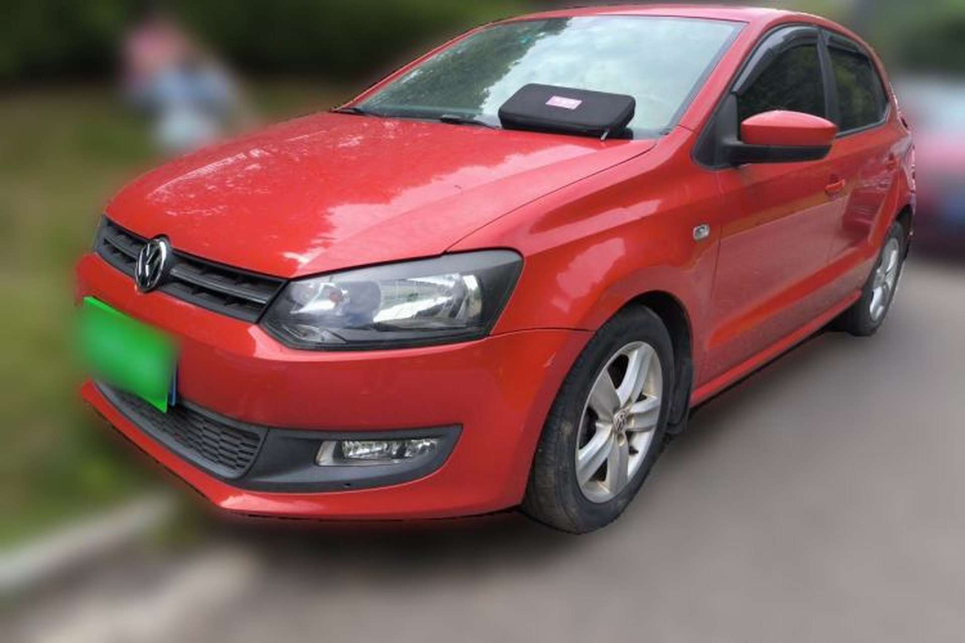 Used Volkswagen Polo 2013 1.6L Automatic Comfort Edition Front Left 45 Deg