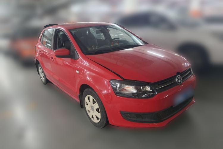 Used Volkswagen Polo 2013 1.4L Manual Fashion Edition Front Right 45 Deg