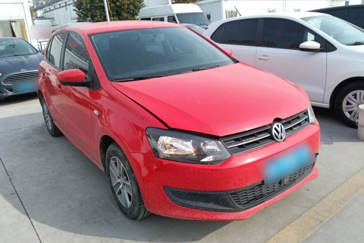 Used Volkswagen Polo 2013 1.4L Manual Fashion Edition Front Right 45 Deg