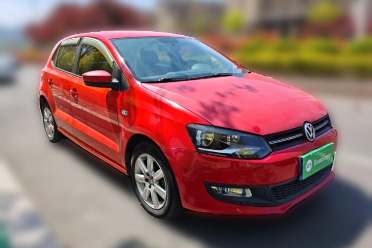 Used Volkswagen Polo 2013 1.6L Automatic Comfort Edition Front Right 45 Deg