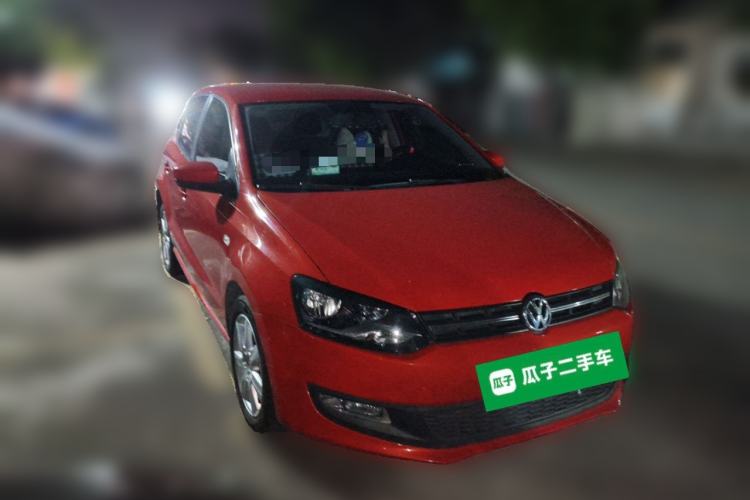 Used Volkswagen Polo 2013 1.6L Automatic Comfort Edition Front Right 45 Deg