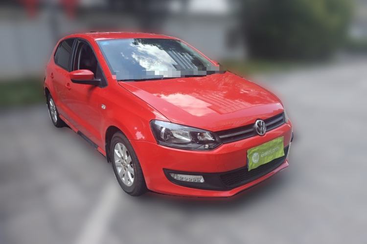 Used Volkswagen Polo 2013 1.4L Manual Fashion Edition Front Right 45 Deg