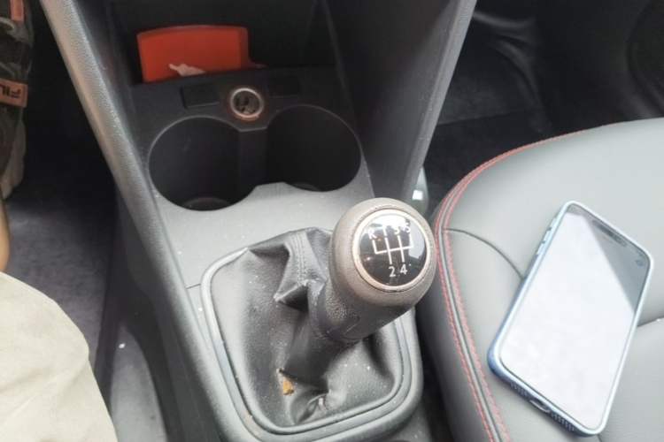 Used Volkswagen Polo 2013 1.4L Manual Fashion Edition Gear Lever